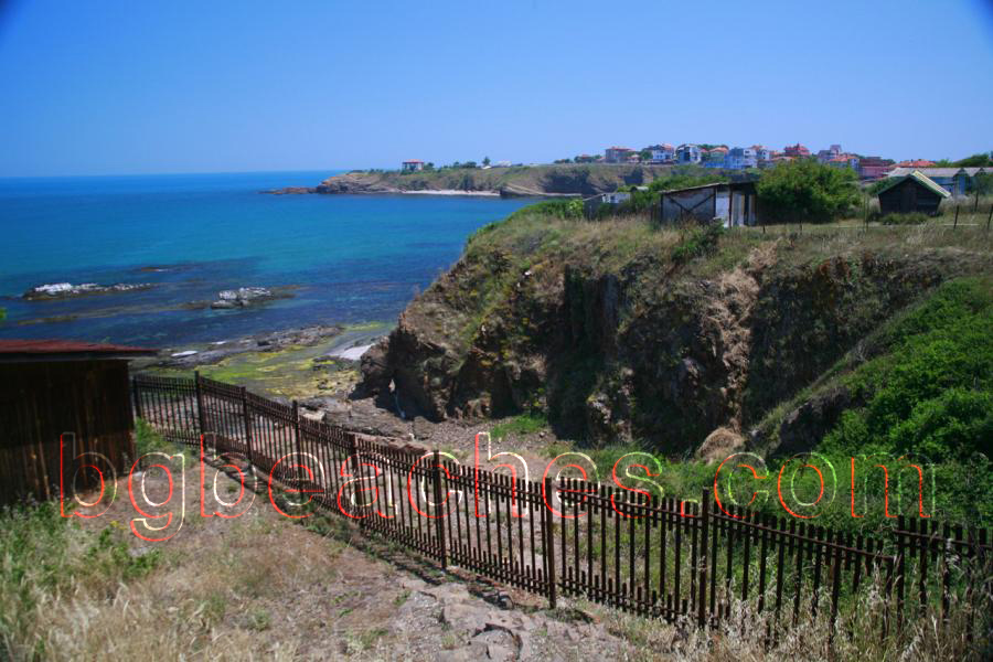 You will notice that Ahtopol's shore is a bit steep at some places. Though there are enough beaches while this is not valid for places like <a href=\http://bgbeaches.com/en/Kamen_Bryag/\>Kamen bryag</a>.