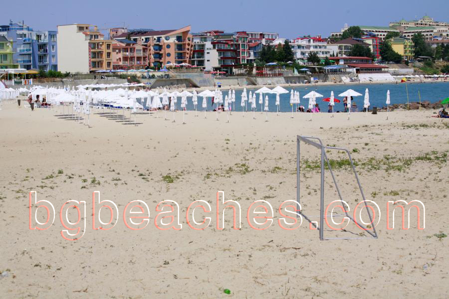 Ravda Municipality has taken care for the football fans on the beach.