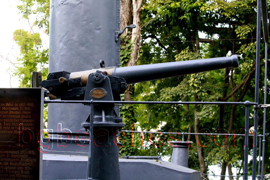 Бойно оръжие използвано през Първата световна война, съхранявано във Военноморския музей - Варна. 