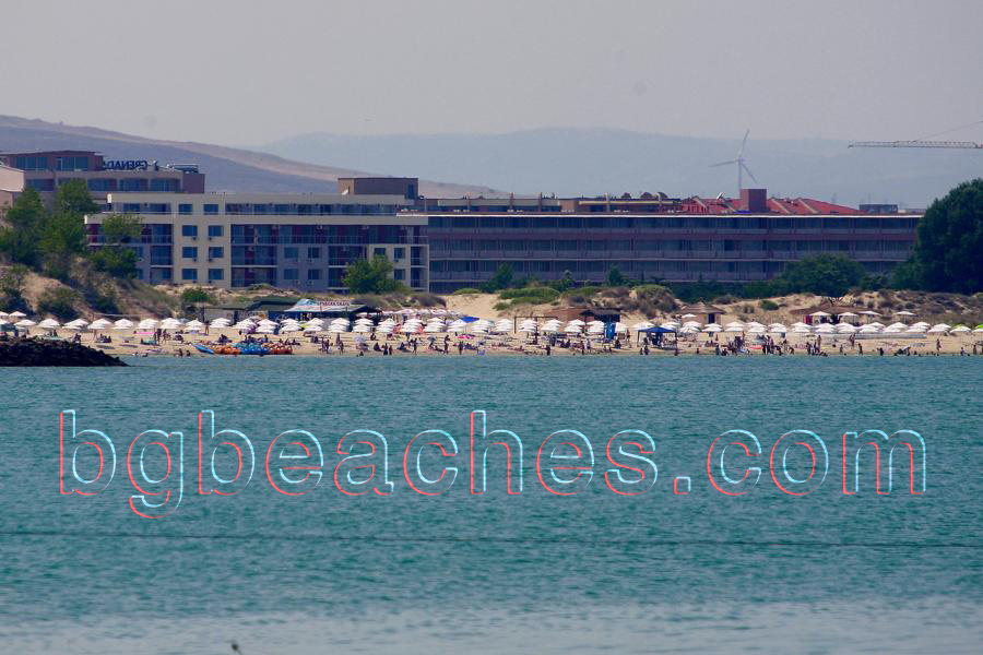 The hotels in Sunny Beach are right on the beach. Even though the beach is enormous, during the most overcrowded time there is no place.